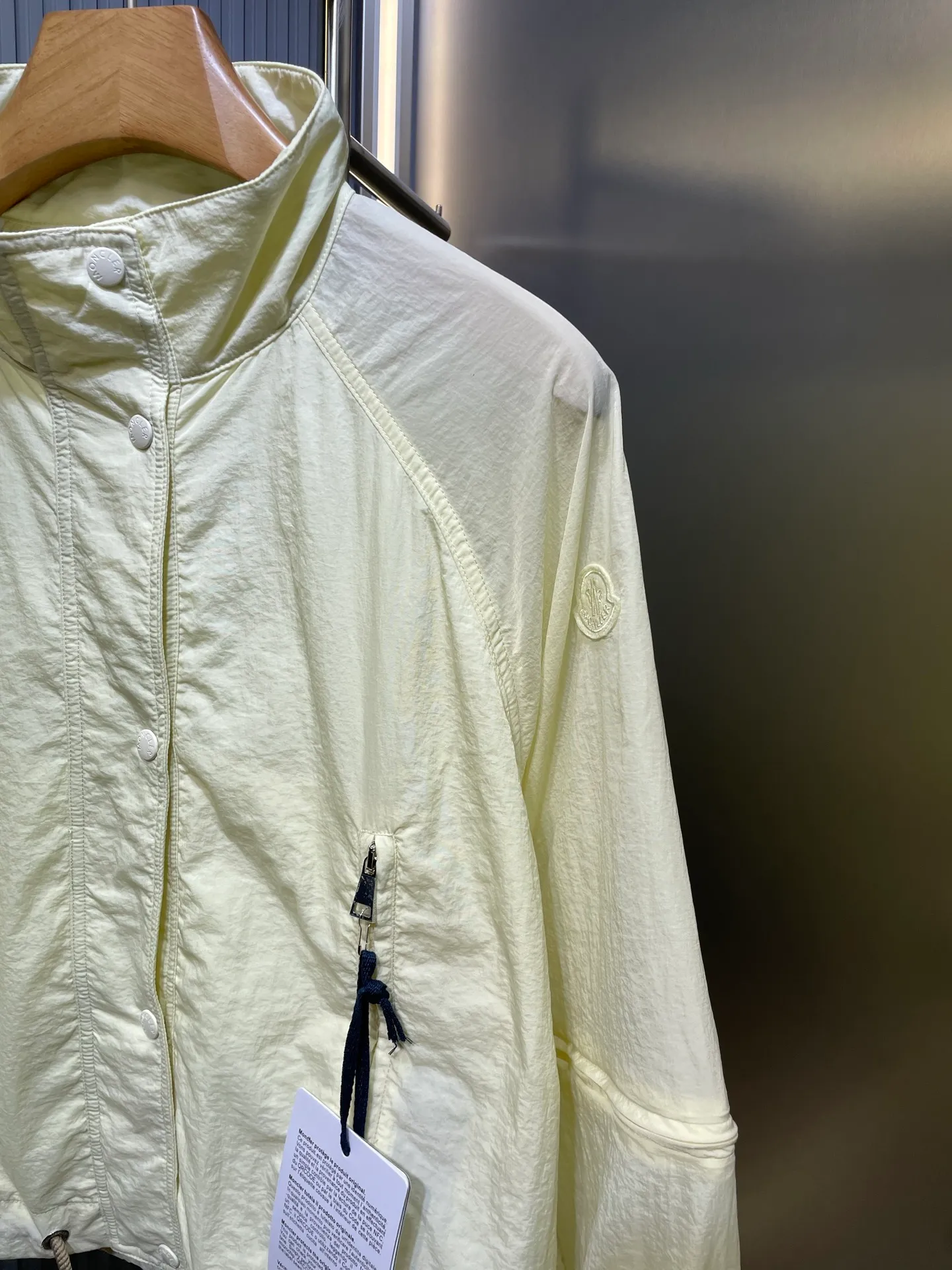 MO*CLER 24 ！ Breathable！ ，H 。 logo 😍 In Stock SML